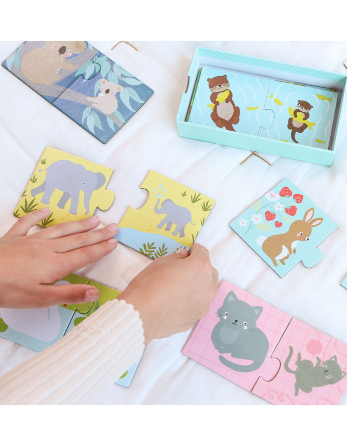 A Little Lovely Company: puzzle learn the animals