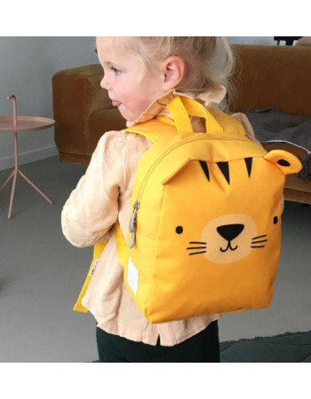 Little backpack: Tiger