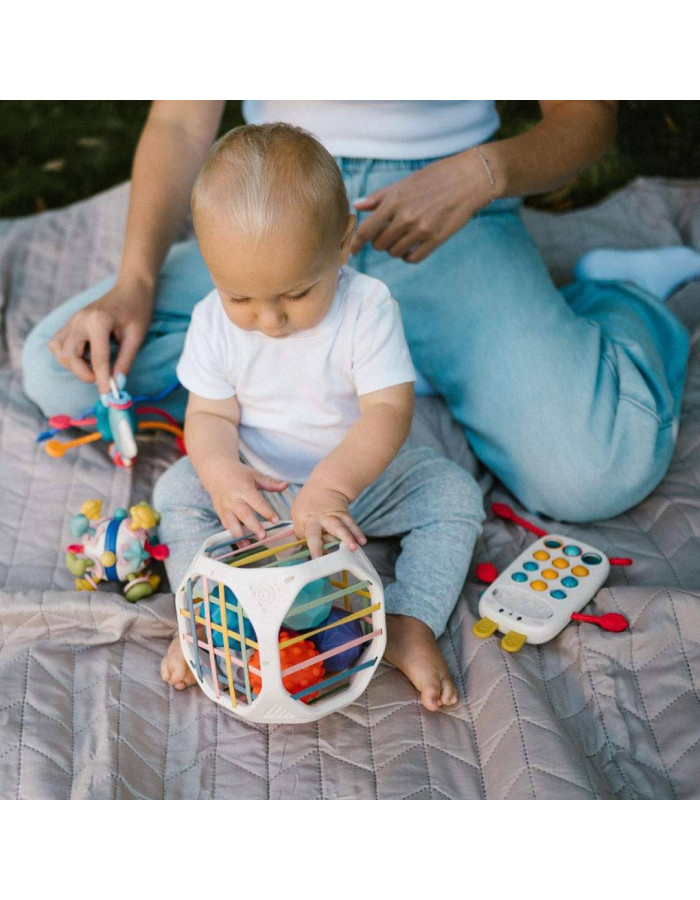 BabyOno: Εκπαιδευτικός κύβος με 6 αισθητηριακές μπάλες-Cube Box
