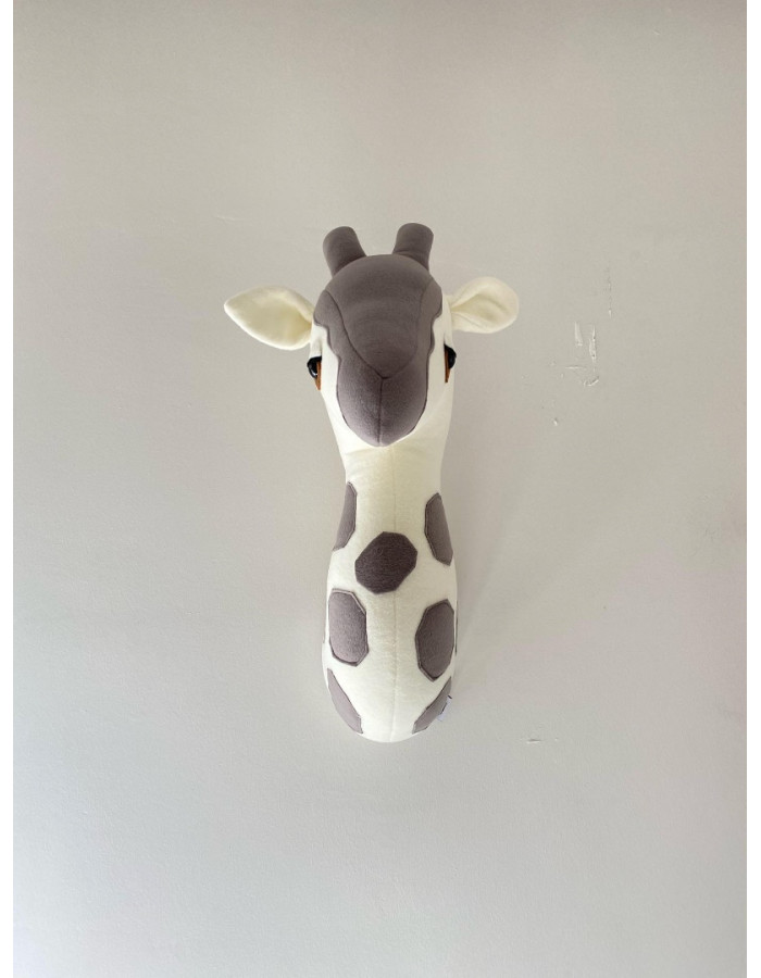 Giraffe Grey