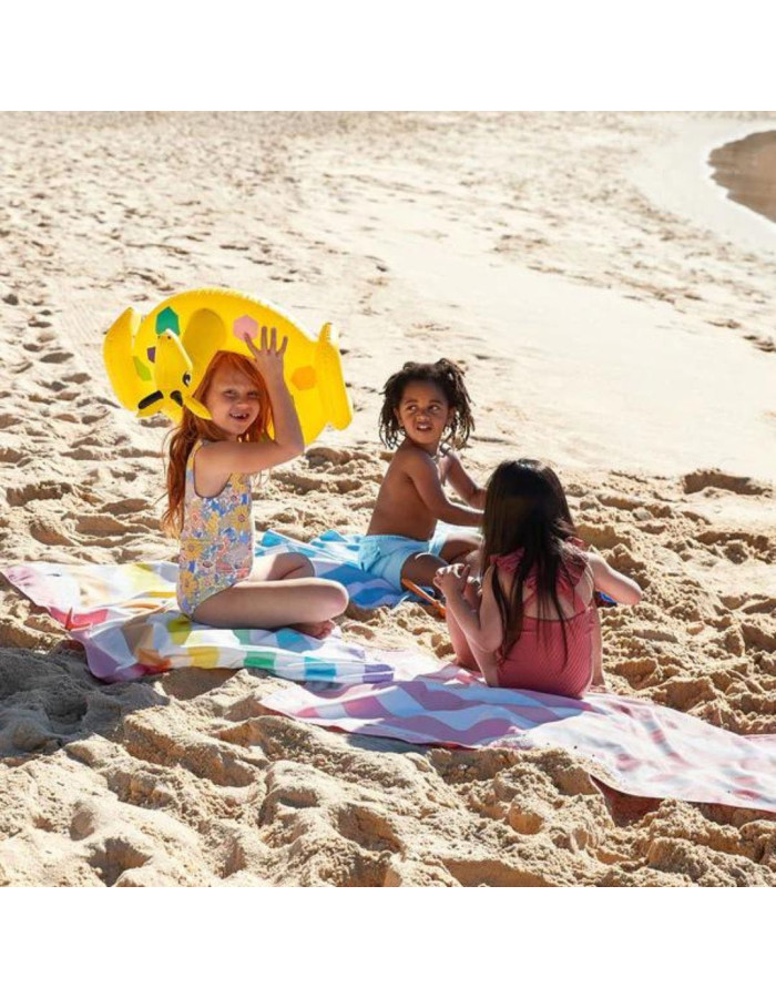 Beach Towel Pink 70x130cm. Beach Towel Pink 70x130cm.