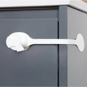 Dreambaby Προστατευτικό Τουαλέτας με Αυτοκόλλητο από Πλαστικό σε Λευκό Χρώμα