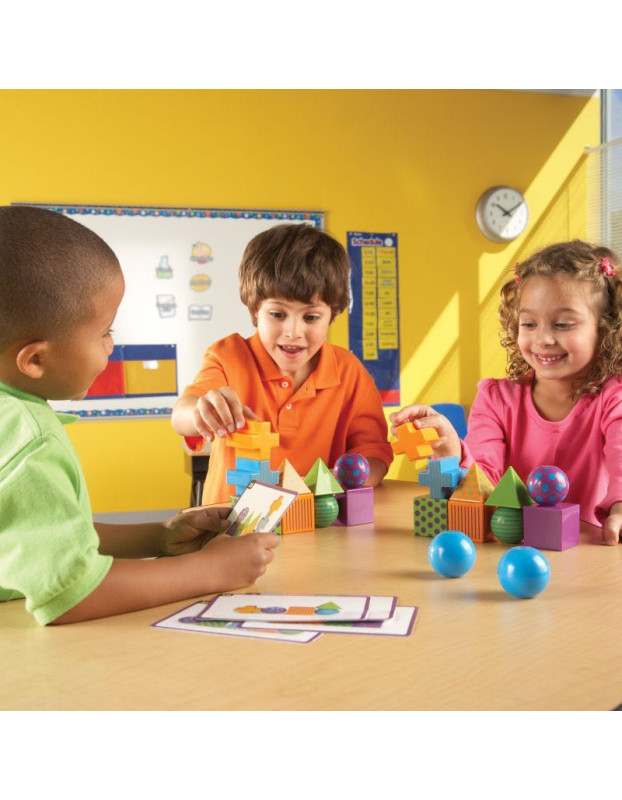 CRITICAL THINKING GAME – THINK, BUILD, WIN!