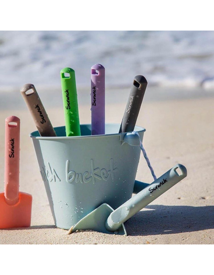 Scrunch Beach Shovel Green