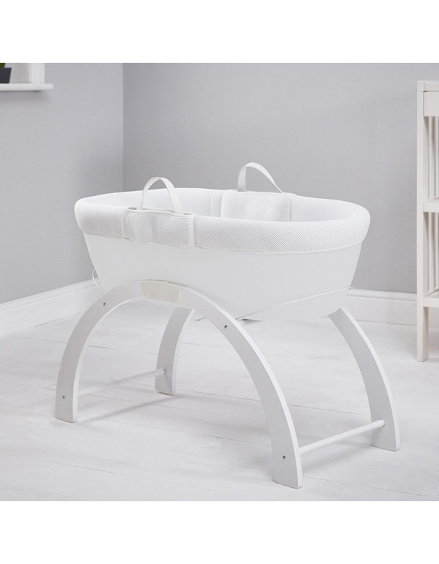 The Shnuggle Dreami® Moses Basket & Stand