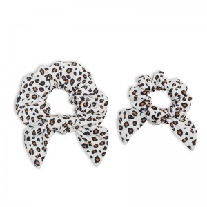 Lulujo Bamboo Mommy   Me Scrunchies – Leopard