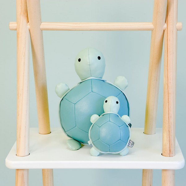 Εμιλυ η μικρη Χελωνιτσα (κουδουνιστρα)