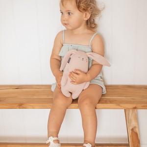 Minene – Πλεκτή Κούκλα Bunny