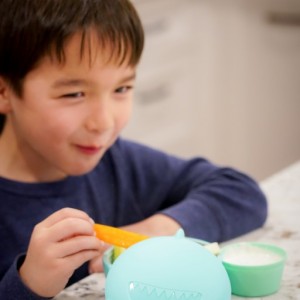 Melii – Μπολ Σιλικόνης με καπάκι Shark