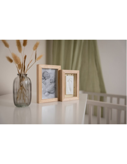 Petit Artichaut Baby Keepsake Frame made of Wood