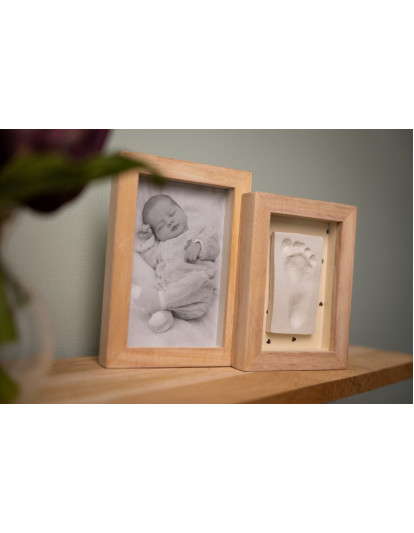 Petit Artichaut Baby Keepsake Frame made of Wood