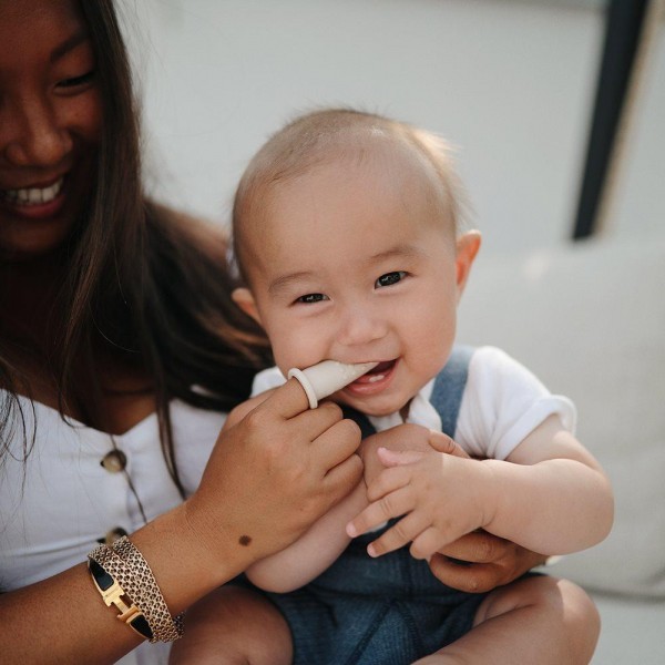 2 Βρεφικές Οδοντόβουρτσες Δακτύλου Σιλικόνης Blush/Shifting Sand - Mushie | 66-2550254