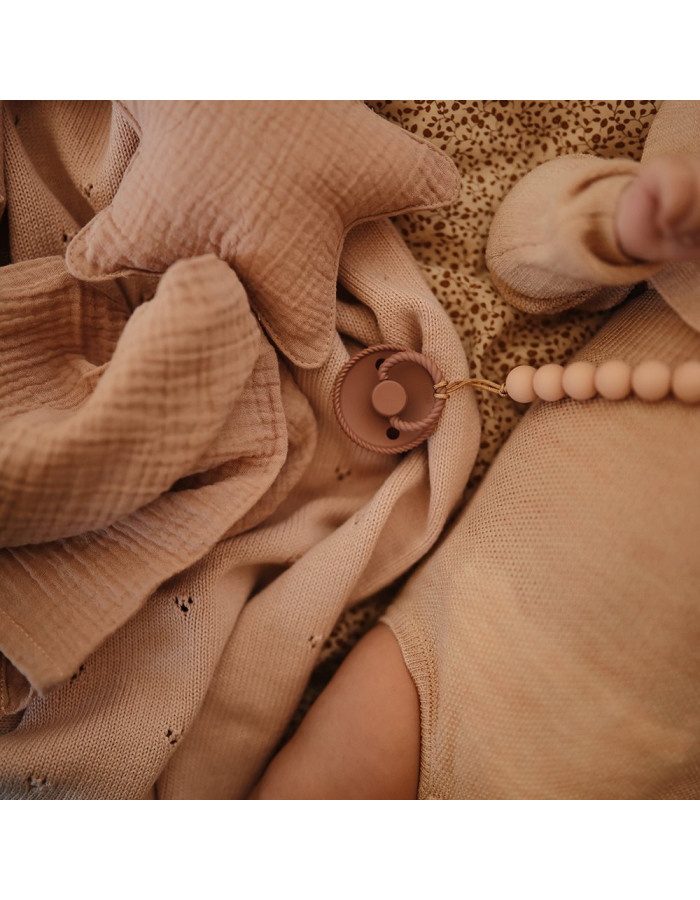 Κλιπ για Πιπίπλες Σιλικόνης Hera Blush - Mushie | 66-100061