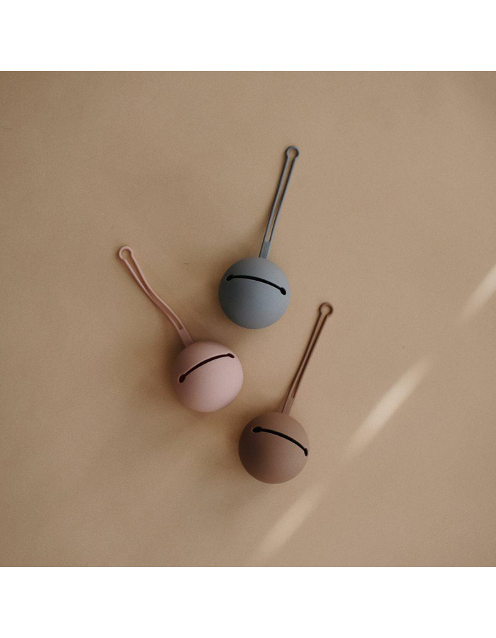 Θήκη για Πιπίλες Σιλικόνης Blush - Mushie | 66-2255019 Θήκη για Πιπίλες Σιλικόνης Blush - Mushie | 66-2255019