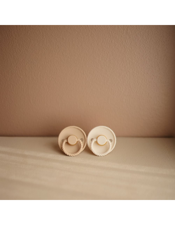 Σετ 2 Πιπίλες Latex FRIGG Rope Cream/Croissant 0-6 Μηνών | 67-76281445