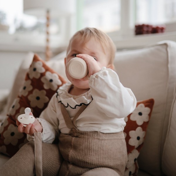 Ποτηράκι Σιλικόνης με Ανάγλυφο Σχέδιο Shifting Sand- Mushie | 66-101576