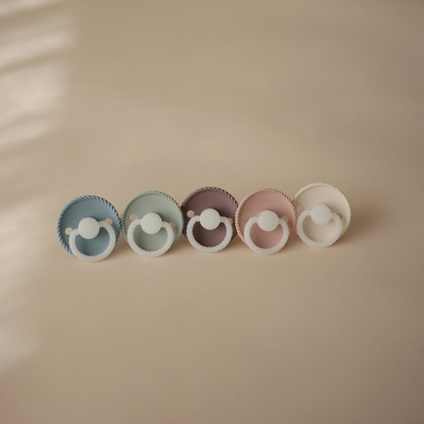 Σετ 2 Πιπίλες Latex Νυκτός FRIGG Rope Stone Blue/Sage 6-18 Μηνών | 67-100174