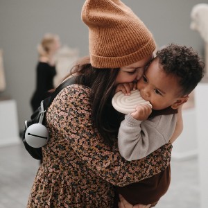 Θήκη για Πιπίλες Σιλικόνης Stone - Mushie | 66-2255194