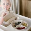 BabyOno: Πιάτο σιλικόνης με βεντούζες και χωρίσματα- Μπεζ