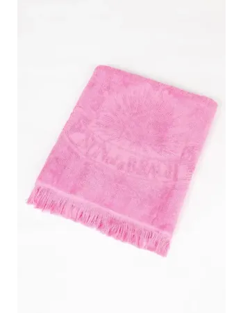 Bubblegum – Monochrome Beach Towel
