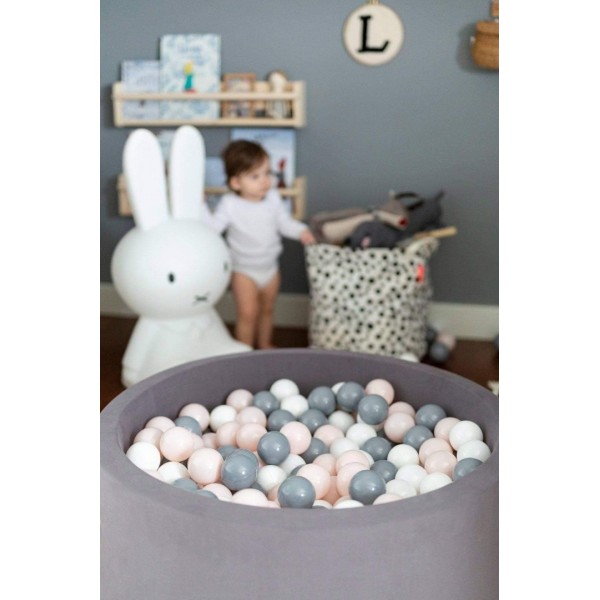 Grey Ball Pit with grey / powder / white balls