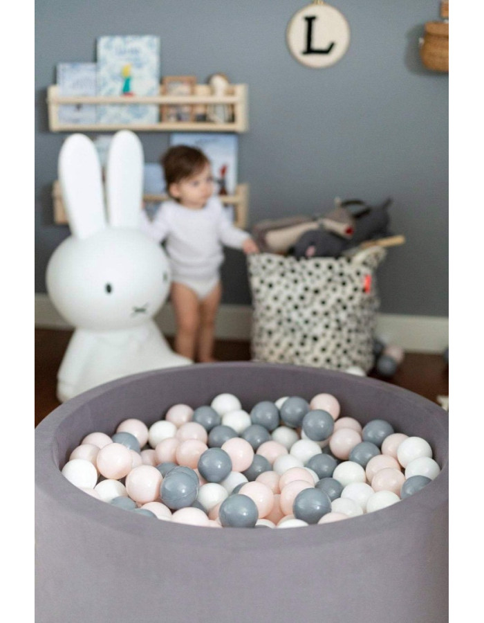 Grey Ball Pit with grey / powder / white balls