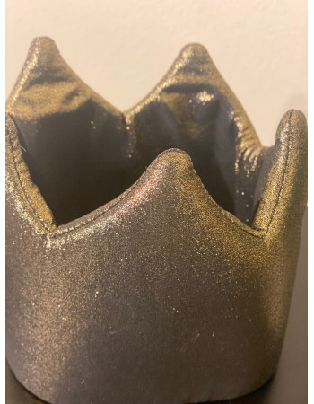 Decorative crown