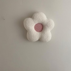 Λευκό Χειροποίητο Λουλούδι τοίχου 