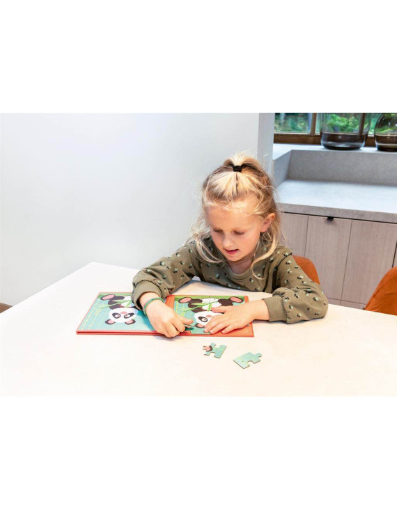 MAGNETIC PUZZLE BOOK TO GO – PANDA 20 pcs